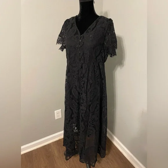 Torrid Maxi Lace Dress Button Front A-Line Sz 00 (M) Black Witchy Dark Goth Long - Picture 4 of 9